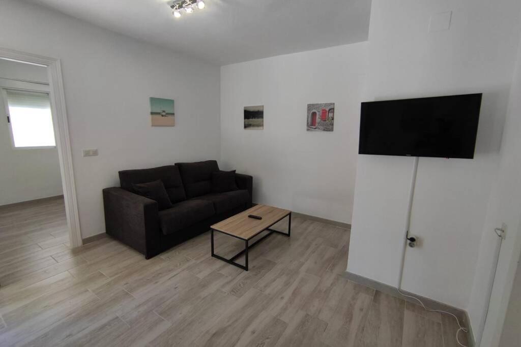Apartamento En El Centro De San Pedro Alcantara Marbella Luaran gambar